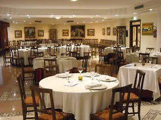 Classhotel Napoli Hotel 4*